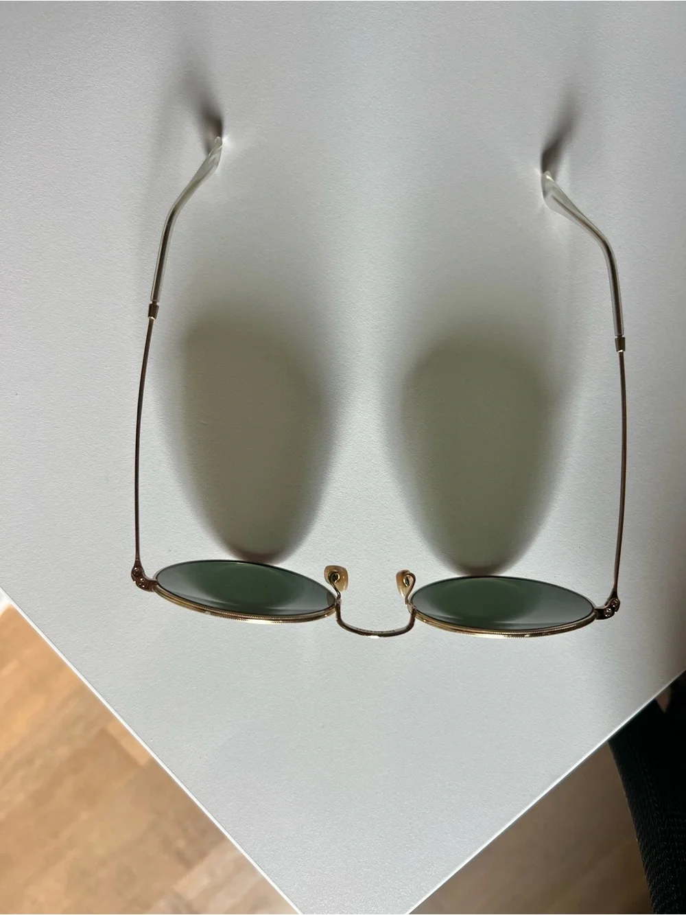 Ray-Ban Gold Frame Sunglasses with Green Lenses